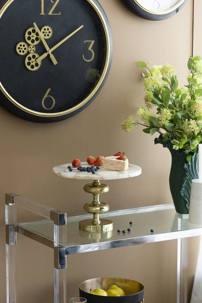 Agate Cake Stand with Gold Metal Base – Elegant 3-Tier