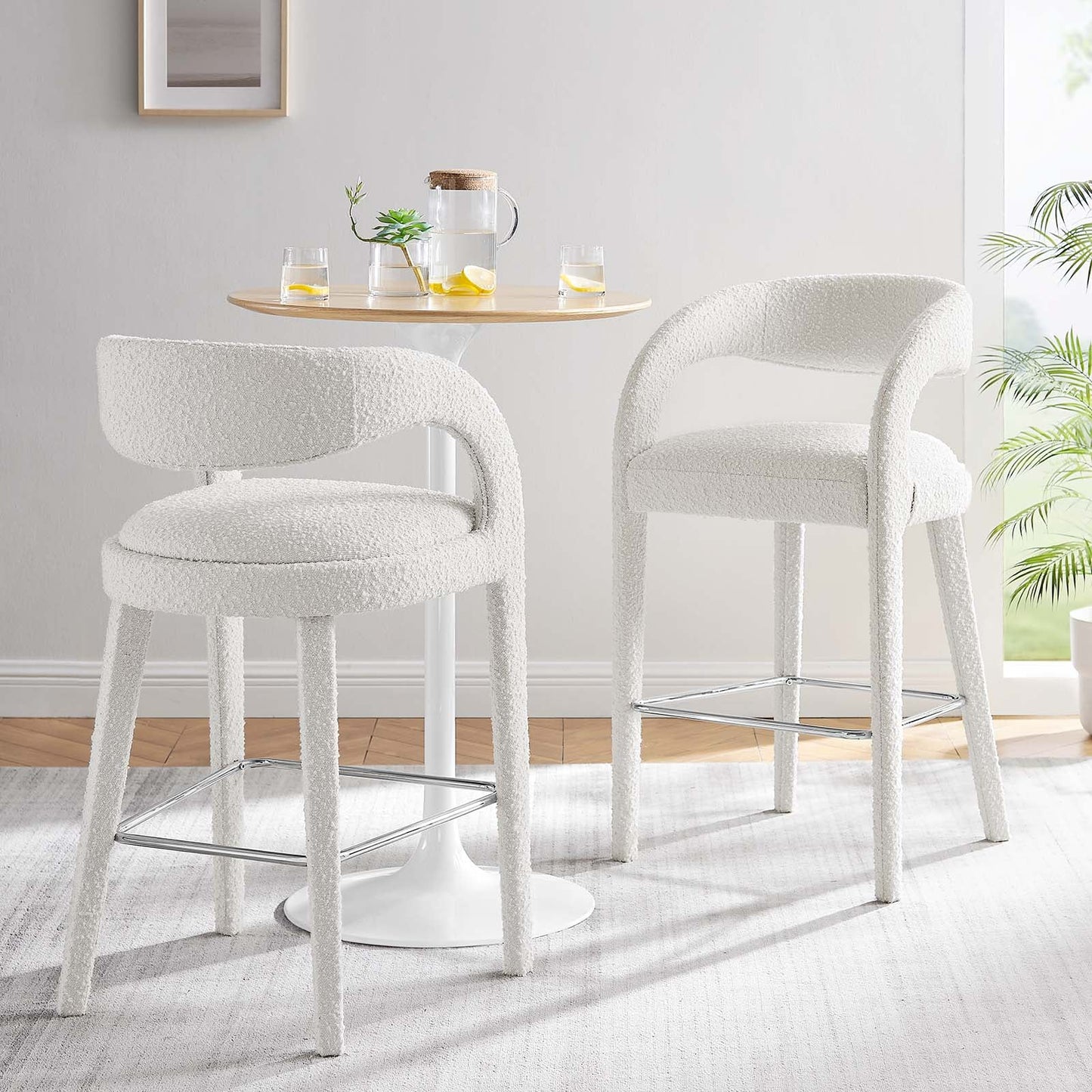 Pinnacle Set of 2 Boucle Upholstered Bar Stool in Ivory